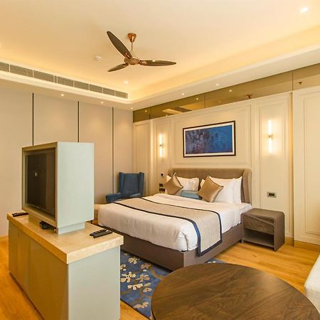 The Cove Wing Hotel Panchkula Exterior photo