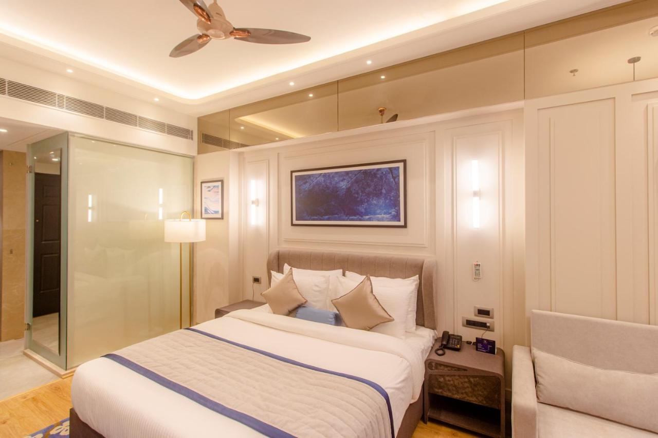 The Cove Wing Hotel Panchkula Exterior photo